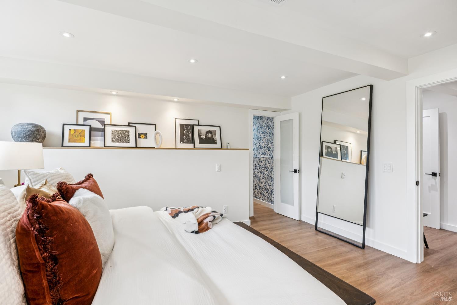 Detail Gallery Image 17 of 48 For 248 Sausalito St, Corte Madera,  CA 94925 - 4 Beds | 3 Baths