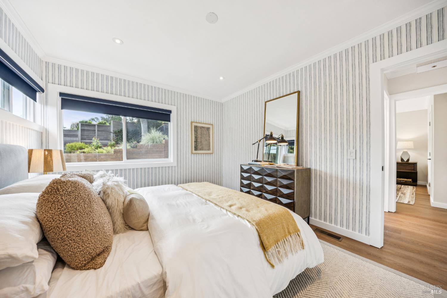 Detail Gallery Image 21 of 48 For 248 Sausalito St, Corte Madera,  CA 94925 - 4 Beds | 3 Baths