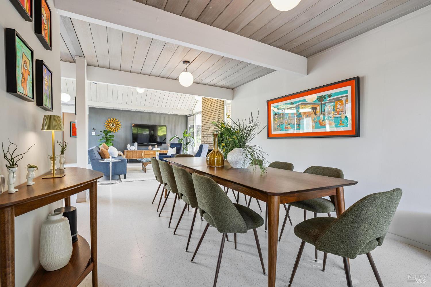 Detail Gallery Image 28 of 51 For 1349 Idylberry Rd, San Rafael,  CA 94903 - 5 Beds | 2 Baths