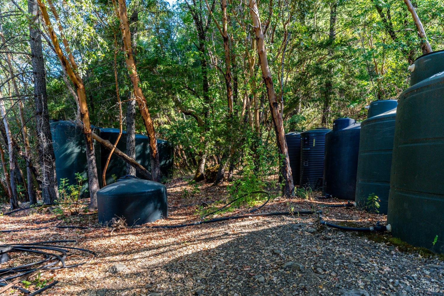 Detail Gallery Image 32 of 38 For 34010 Shimmins Ridge Rd, Willits,  CA 95490 - 4 Beds | 2 Baths