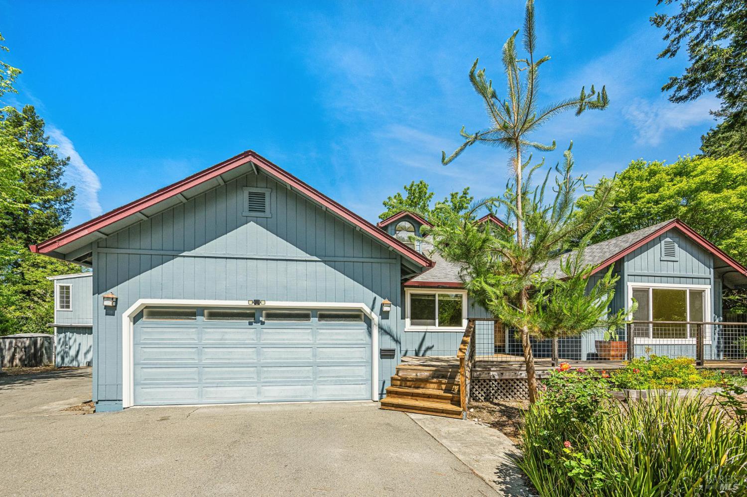 Detail Gallery Image 3 of 84 For 8610 Graton Rd, Sebastopol,  CA 95472 - 3 Beds | 3 Baths