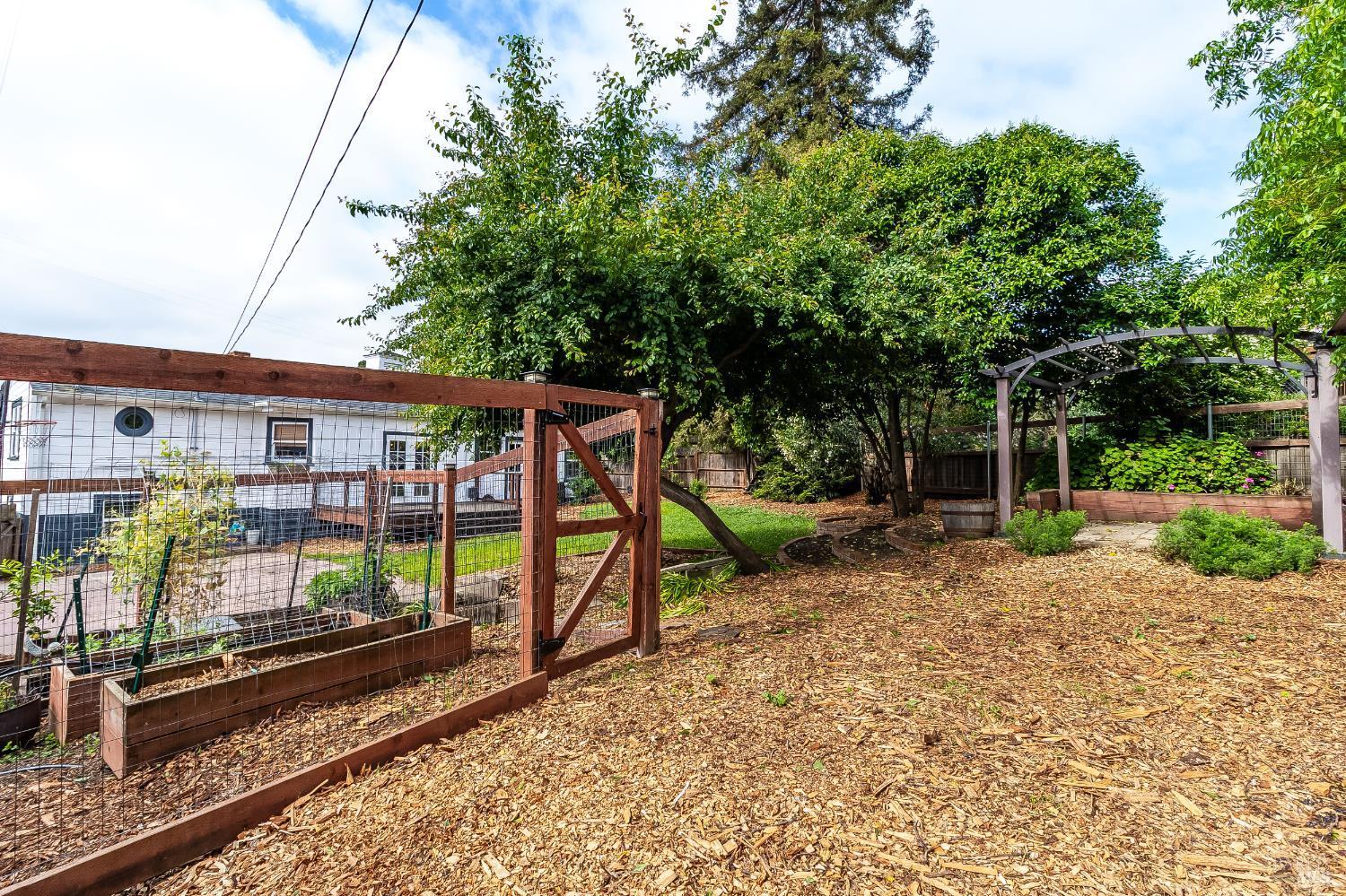 Detail Gallery Image 69 of 85 For 122 Fleming Ave, Vallejo,  CA 94590 - 3 Beds | 1 Baths