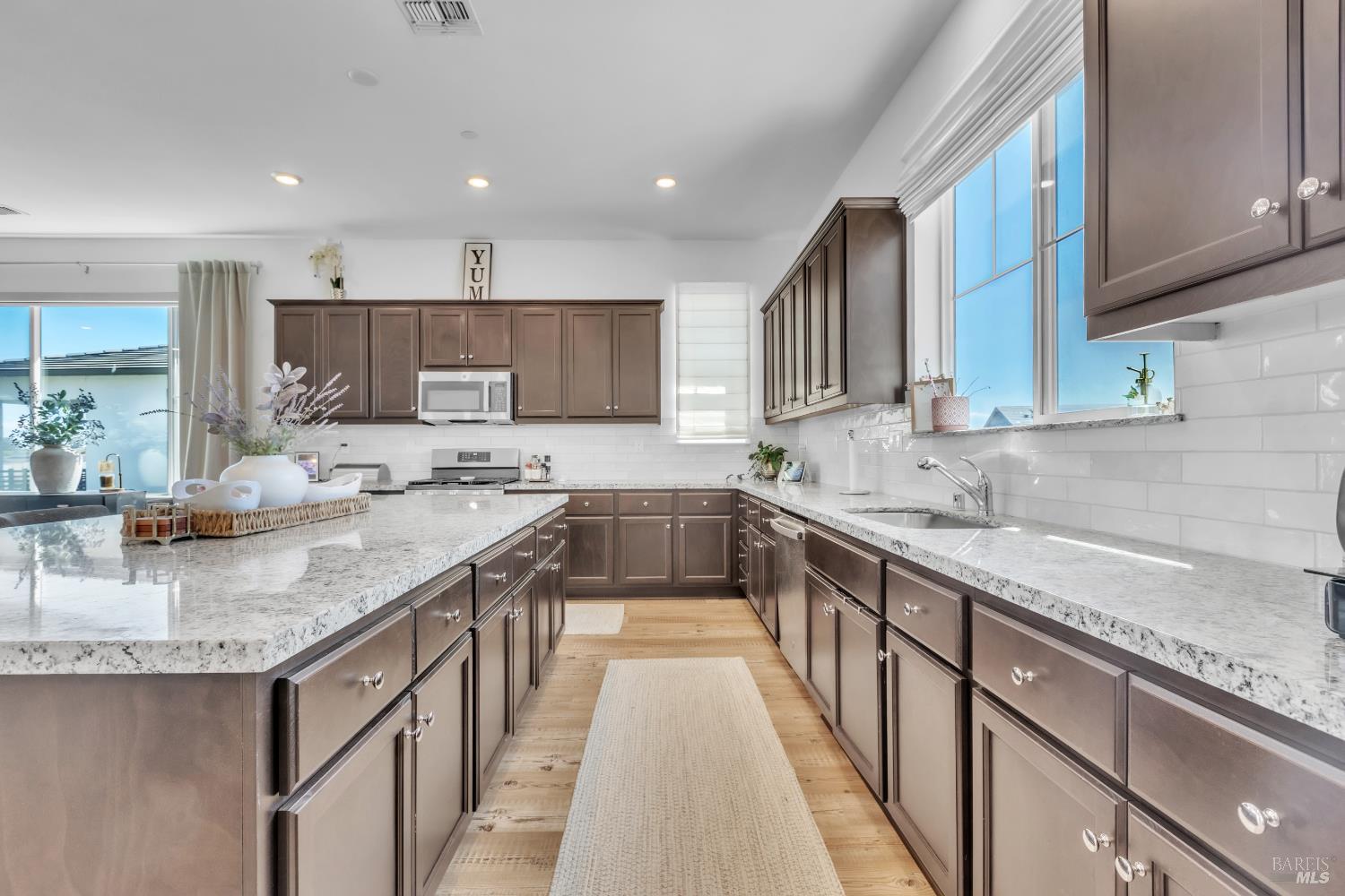 Detail Gallery Image 8 of 42 For 2292 Solace Vista Unkn, Fairfield,  CA 94533 - 3 Beds | 2 Baths