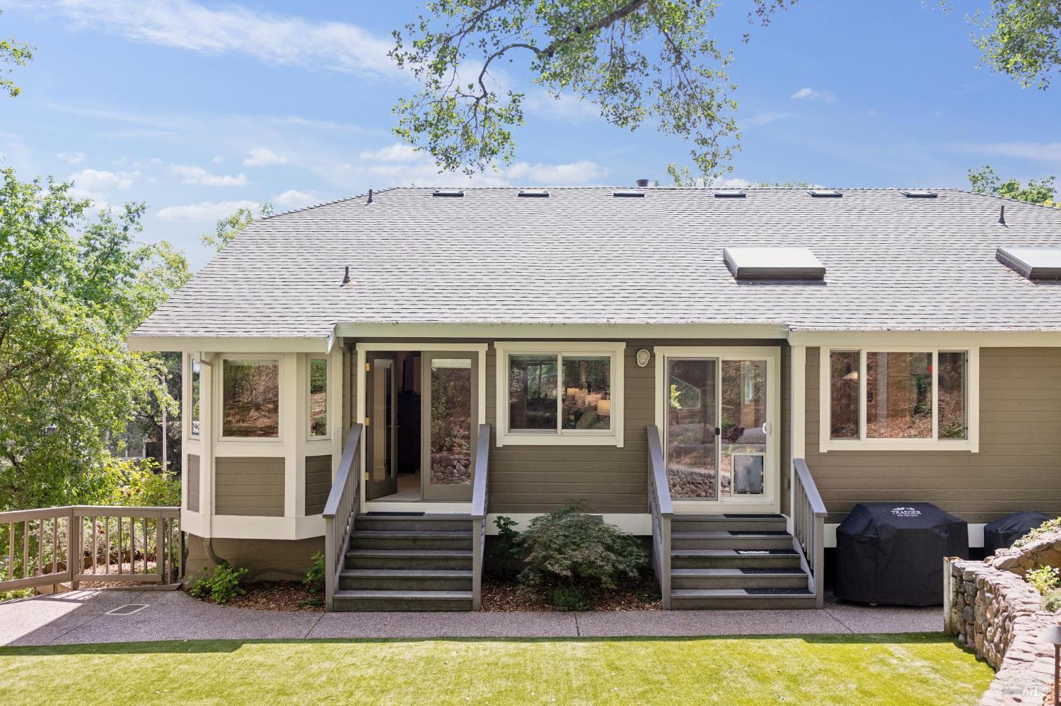 Detail Gallery Image 39 of 74 For 1158 Highland Dr, Novato,  CA 94949 - 4 Beds | 3 Baths