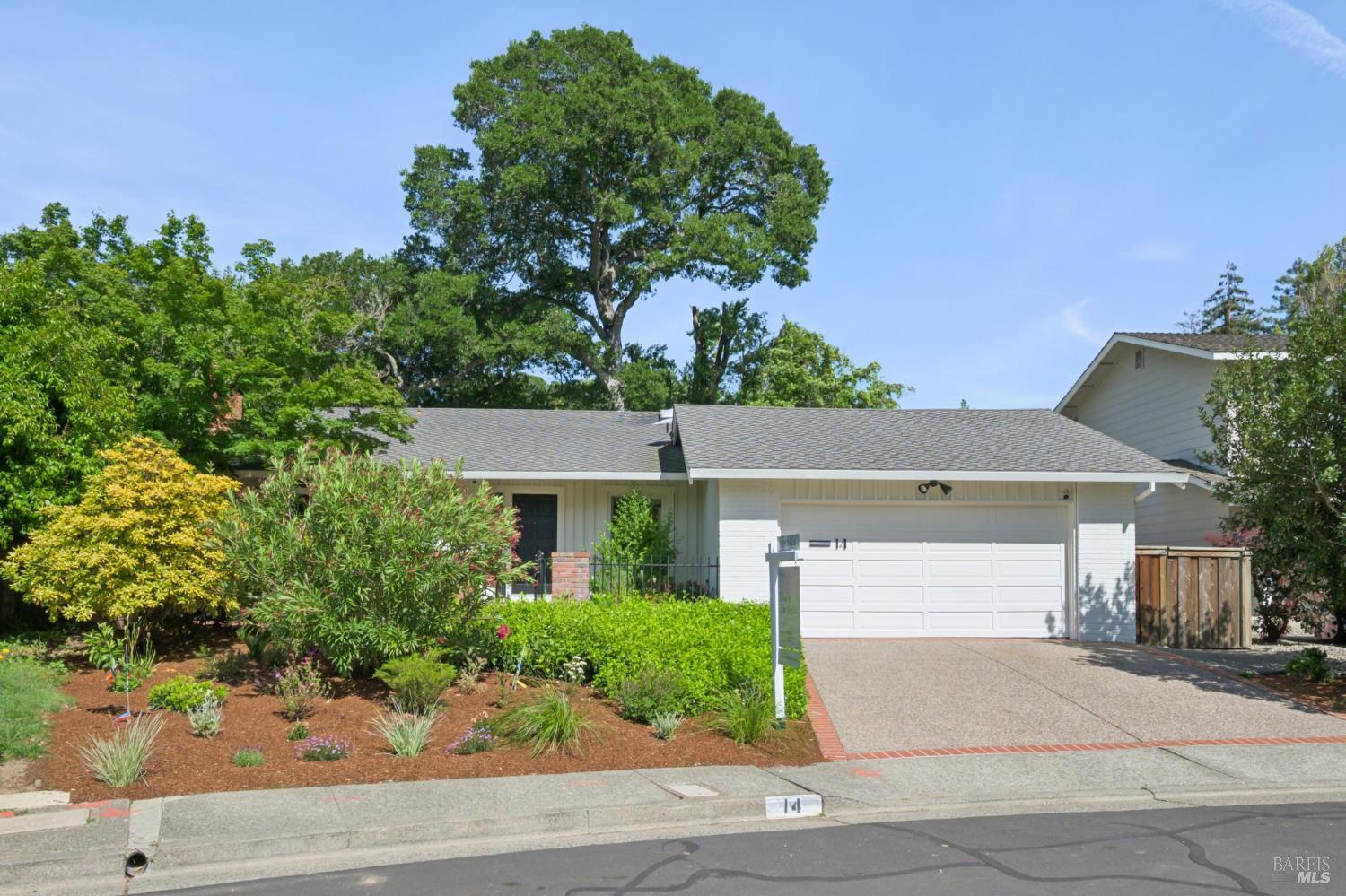 14 Mount Wittenburg Court photo 3