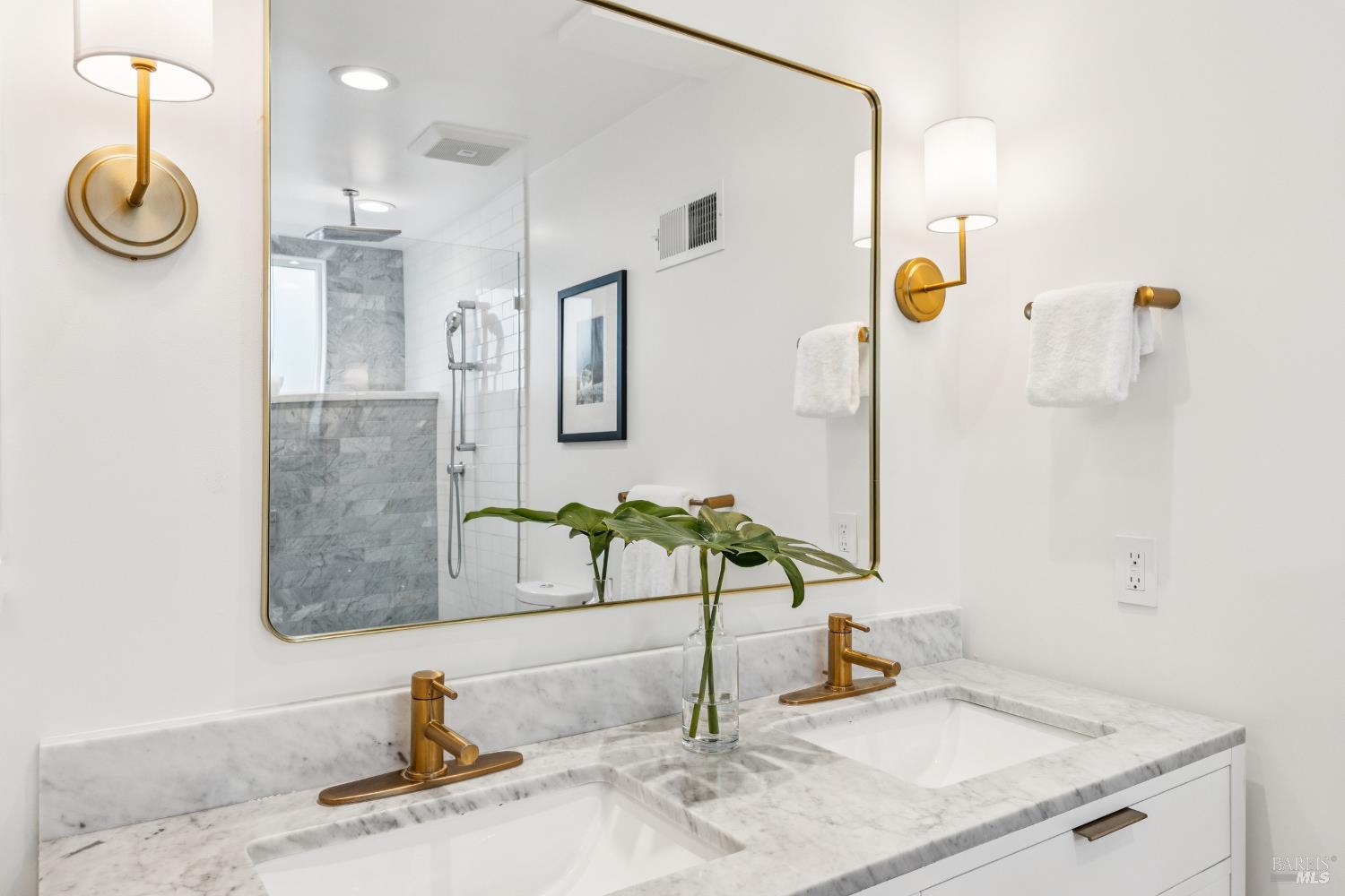 Detail Gallery Image 18 of 48 For 248 Sausalito St, Corte Madera,  CA 94925 - 4 Beds | 3 Baths