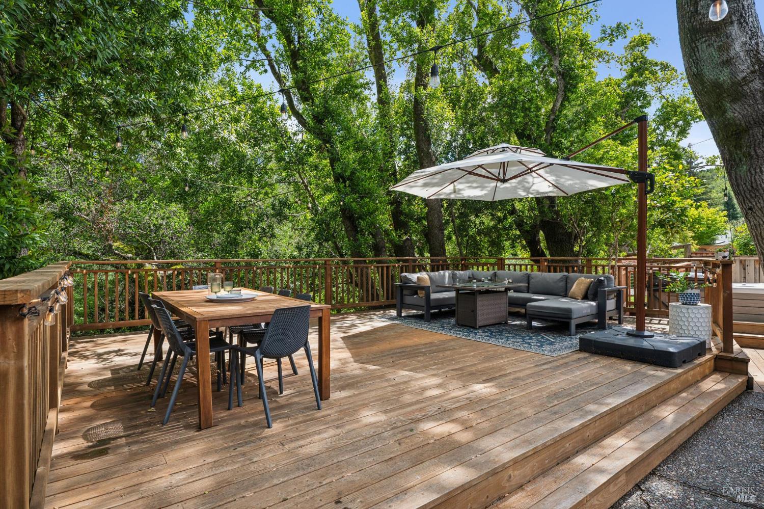 Detail Gallery Image 44 of 51 For 14 Mount Wittenburg Ct, San Rafael,  CA 94903 - 3 Beds | 2 Baths