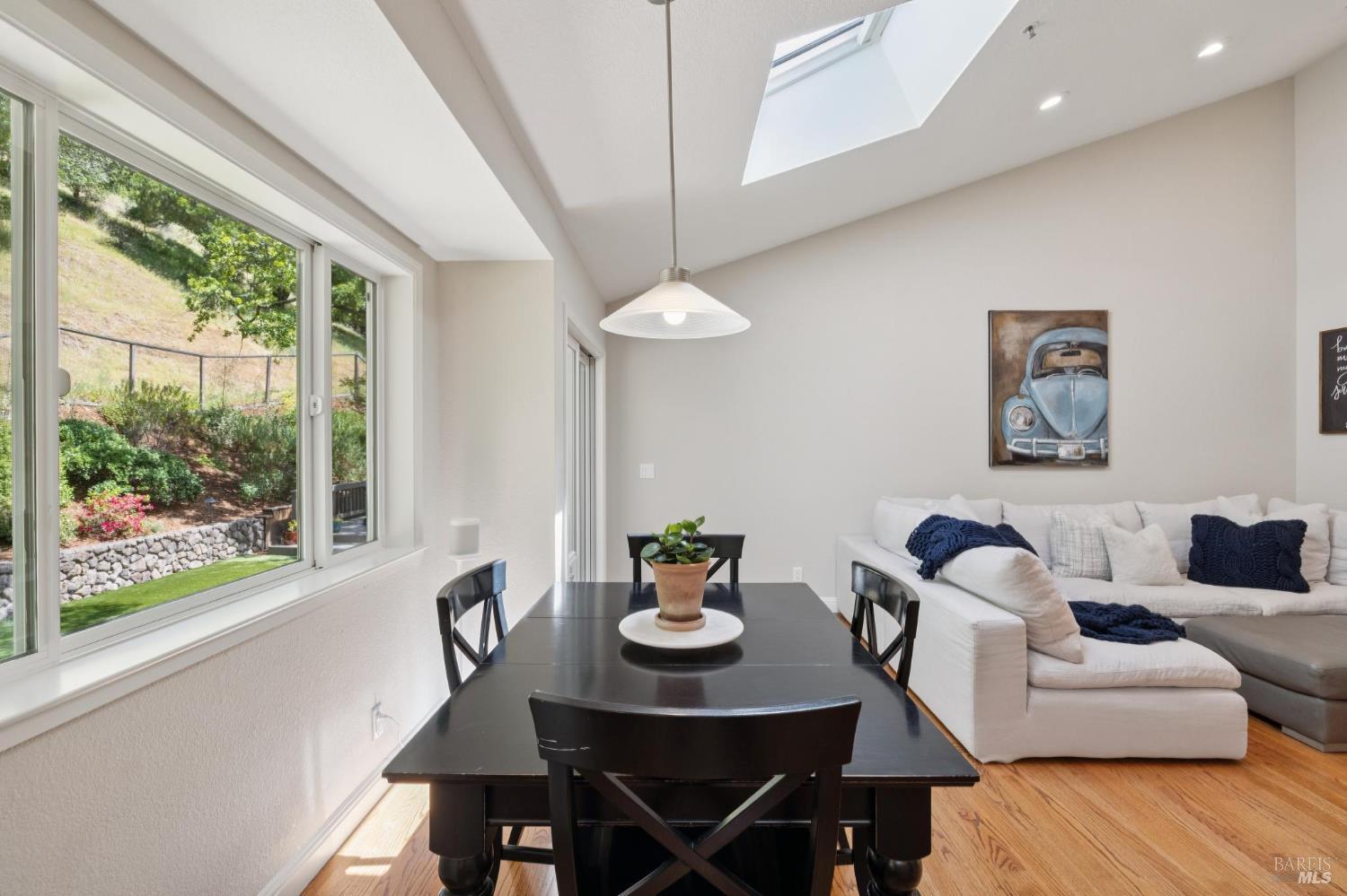 Detail Gallery Image 26 of 74 For 1158 Highland Dr, Novato,  CA 94949 - 4 Beds | 3 Baths