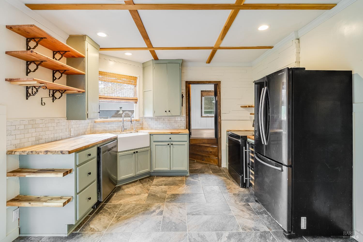 Detail Gallery Image 2 of 85 For 122 Fleming Ave, Vallejo,  CA 94590 - 3 Beds | 1 Baths