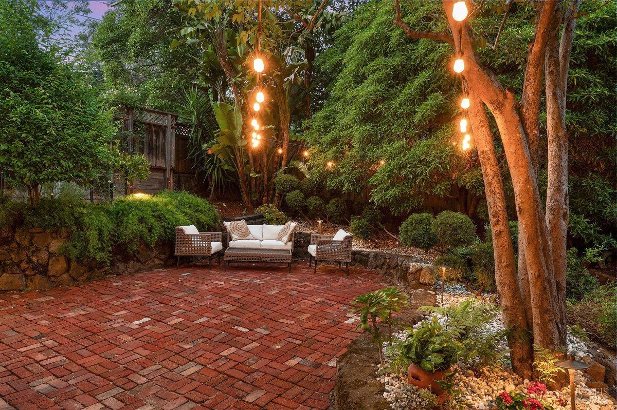 Detail Gallery Image 41 of 49 For 261 Glen Park Ave, San Rafael,  CA 94901 - 3 Beds | 3 Baths