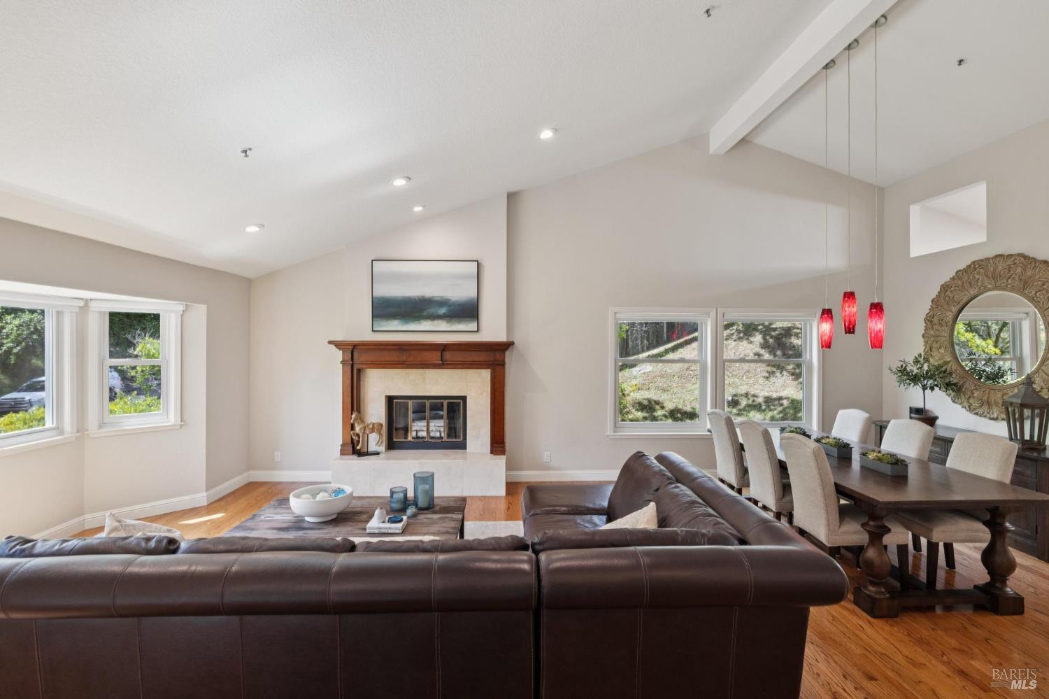 Detail Gallery Image 7 of 74 For 1158 Highland Dr, Novato,  CA 94949 - 4 Beds | 3 Baths