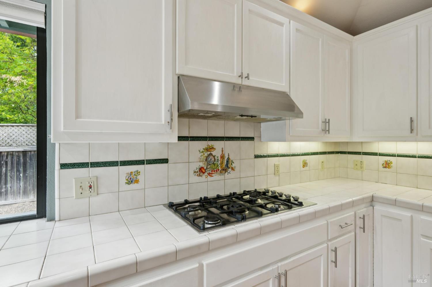 Detail Gallery Image 24 of 84 For 8610 Graton Rd, Sebastopol,  CA 95472 - 3 Beds | 3 Baths