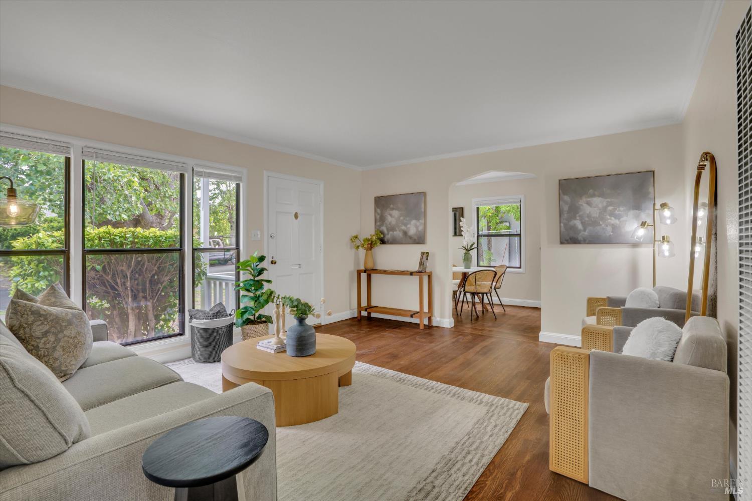 Detail Gallery Image 6 of 25 For 561 Cedar St, Vallejo,  CA 94591 - 3 Beds | 1 Baths