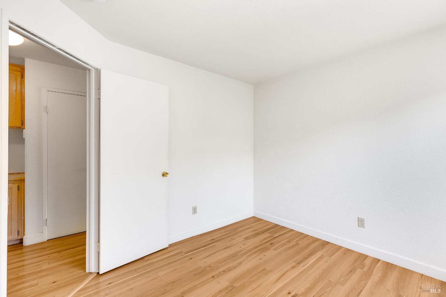 Detail Gallery Image 27 of 70 For 391 Valley Oak Ln, Vallejo,  CA 94591 - 4 Beds | 3 Baths