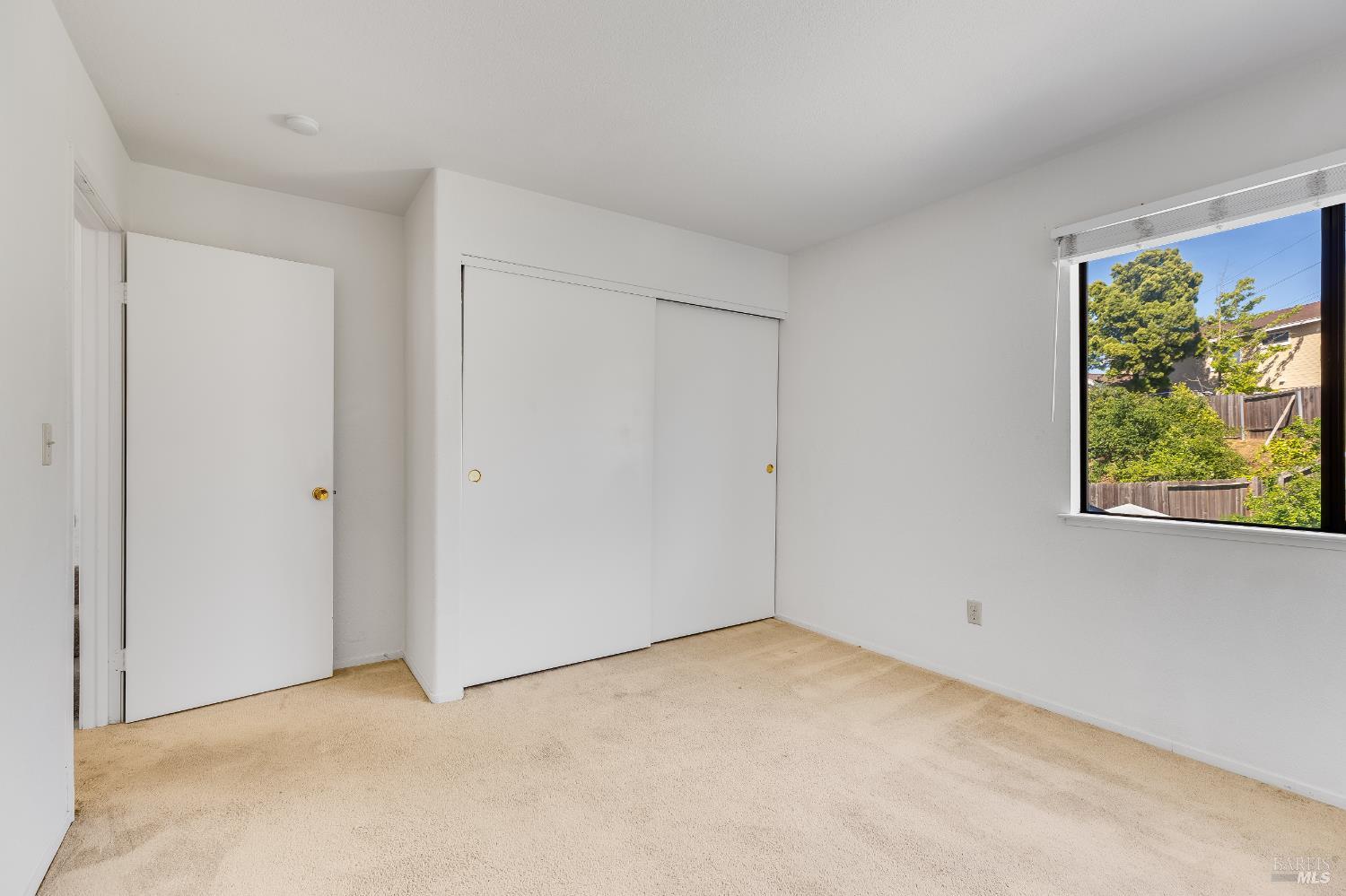 Detail Gallery Image 48 of 70 For 391 Valley Oak Ln, Vallejo,  CA 94591 - 4 Beds | 3 Baths