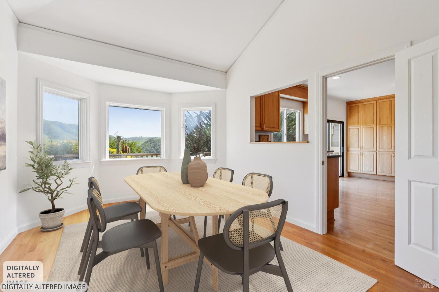 Detail Gallery Image 60 of 64 For 11798 Highway 1 Unkn, Point Reyes Station,  CA 94956 - 3 Beds | 3/1 Baths