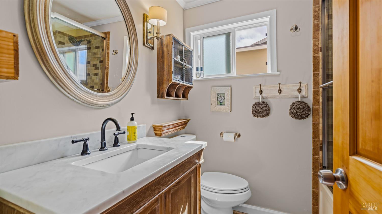 Detail Gallery Image 31 of 61 For 280 Devon Dr, San Rafael,  CA 94903 - 3 Beds | 3 Baths