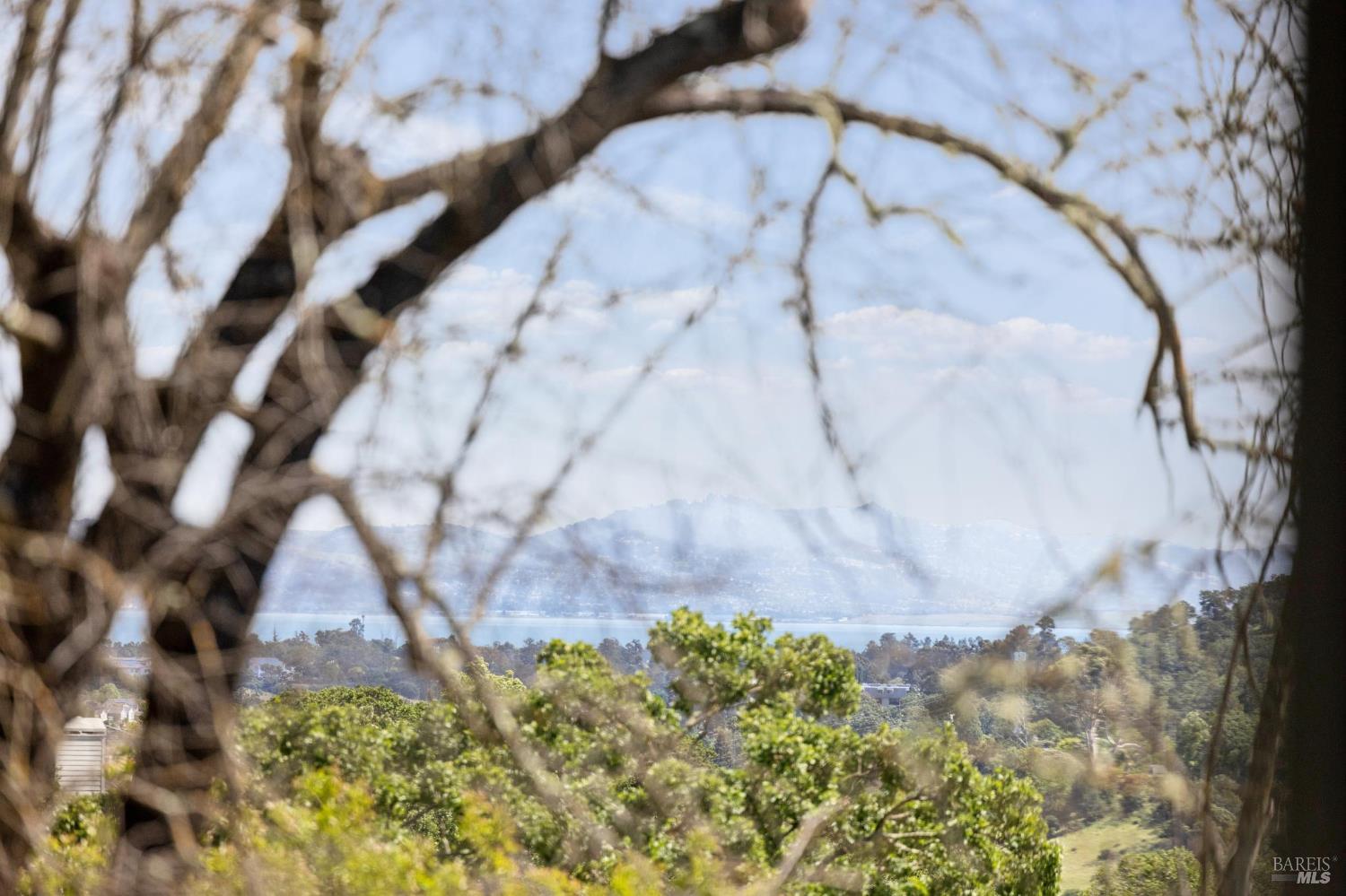 Detail Gallery Image 70 of 74 For 1158 Highland Dr, Novato,  CA 94949 - 4 Beds | 3 Baths