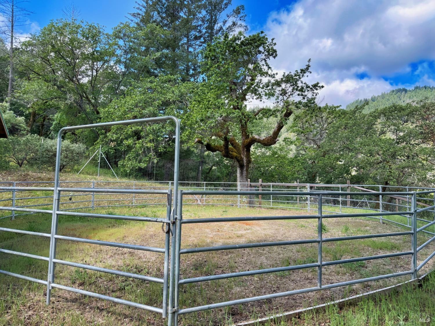 Detail Gallery Image 48 of 57 For 2501 Main Ranch Rd, Redwood Valley,  CA 95470 - 2 Beds | 1 Baths