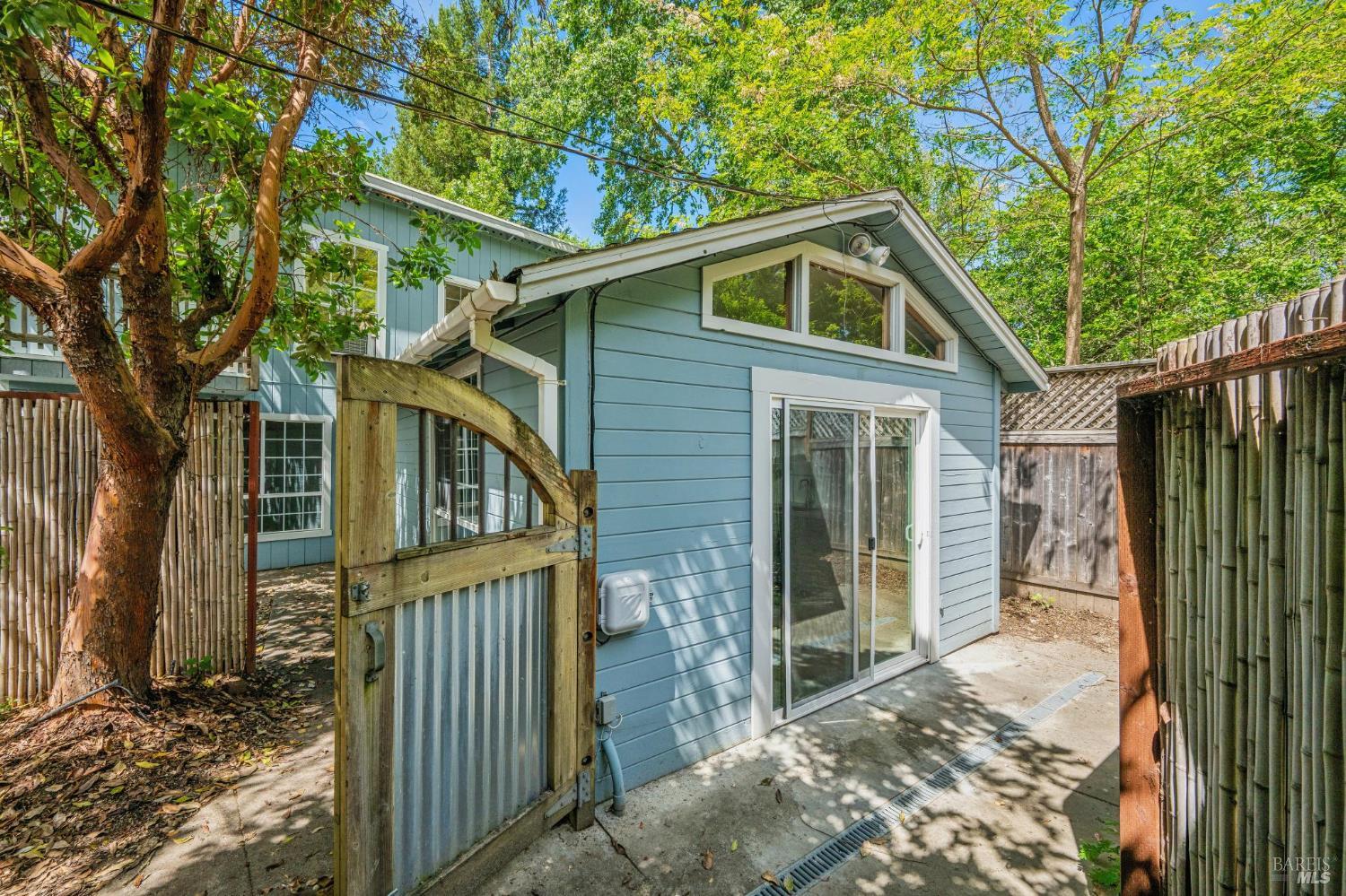 Detail Gallery Image 56 of 84 For 8610 Graton Rd, Sebastopol,  CA 95472 - 3 Beds | 3 Baths