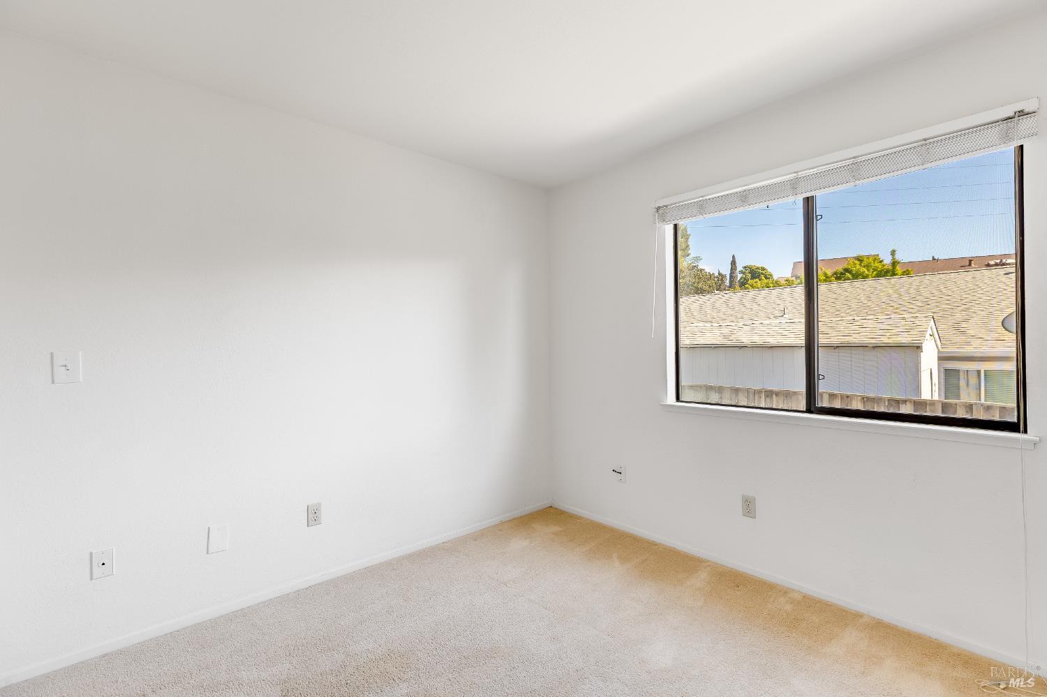 Detail Gallery Image 44 of 70 For 391 Valley Oak Ln, Vallejo,  CA 94591 - 4 Beds | 3 Baths