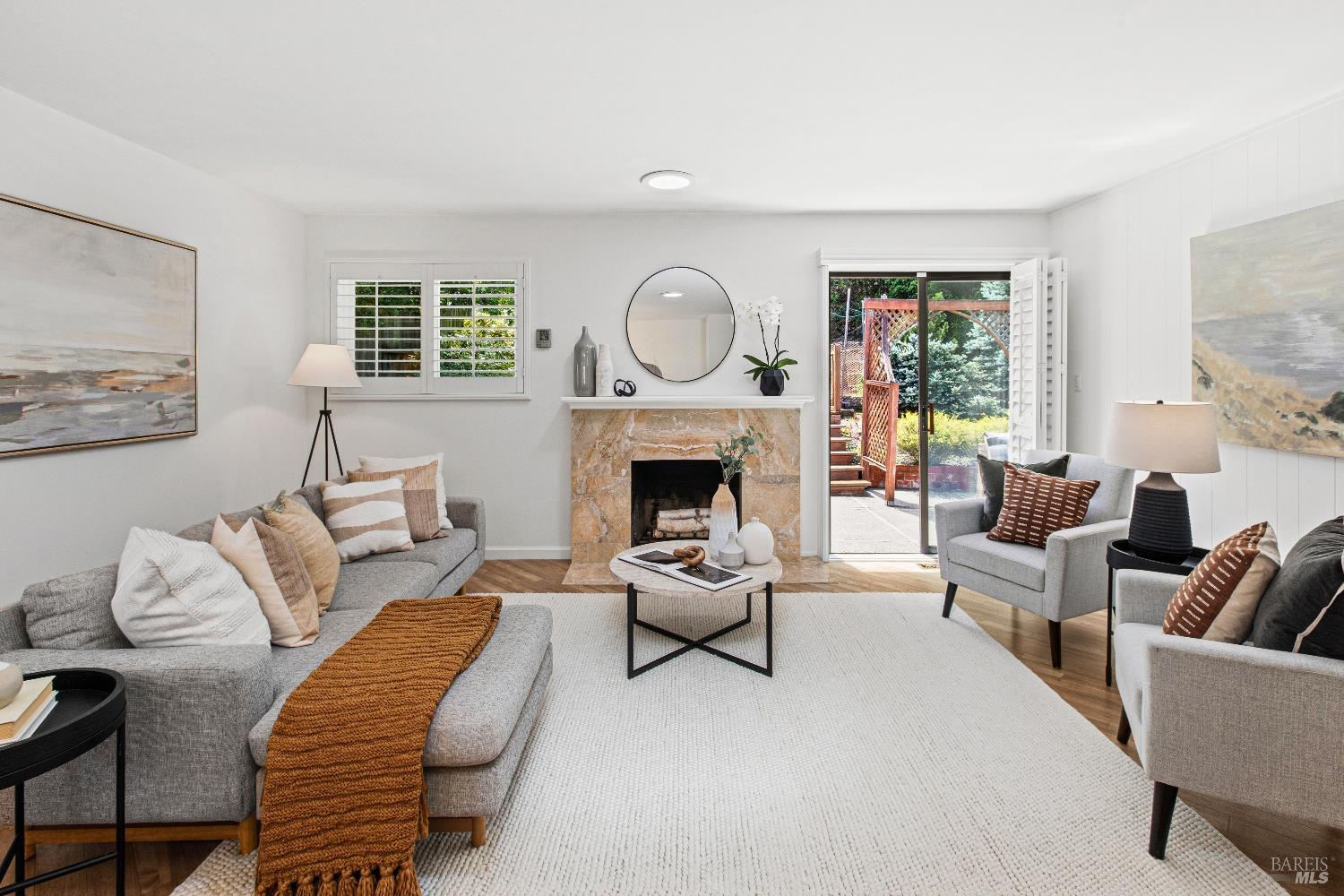 Detail Gallery Image 10 of 48 For 145 Irwin St, San Rafael,  CA 94901 - 3 Beds | 2 Baths