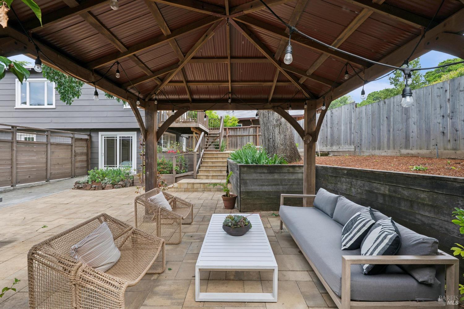 Detail Gallery Image 52 of 71 For 27 Sierra Ave, San Anselmo,  CA 94960 - 3 Beds | 2 Baths