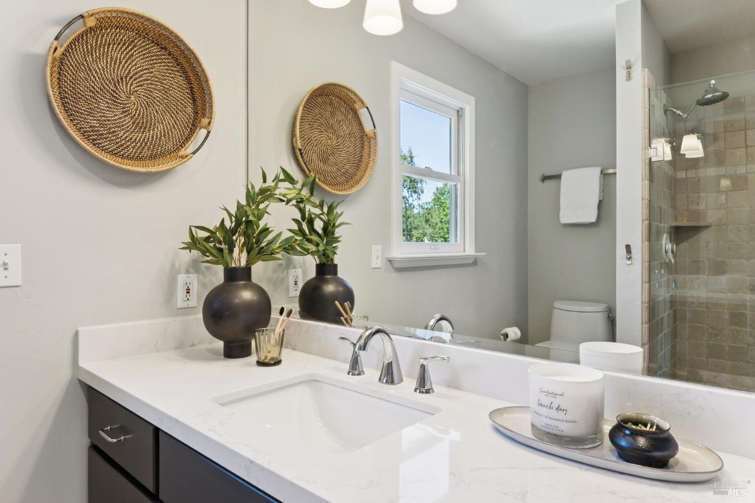 Detail Gallery Image 40 of 47 For 228 Saunders Ave, San Anselmo,  CA 94960 - 3 Beds | 2 Baths