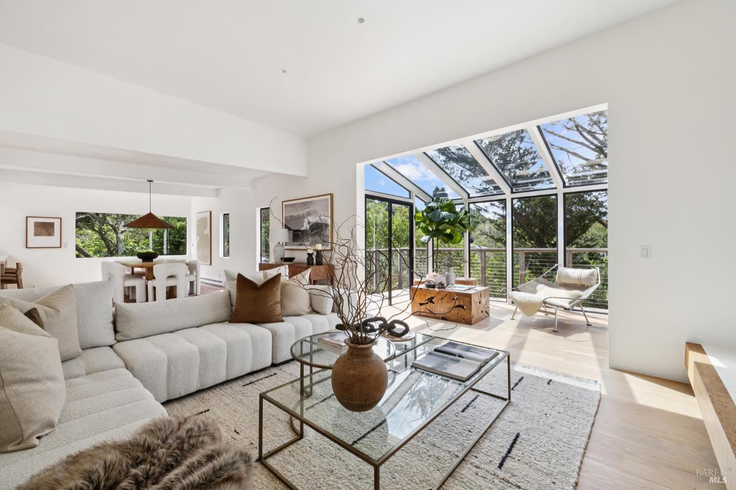 321 Pine Hill Road photo 3