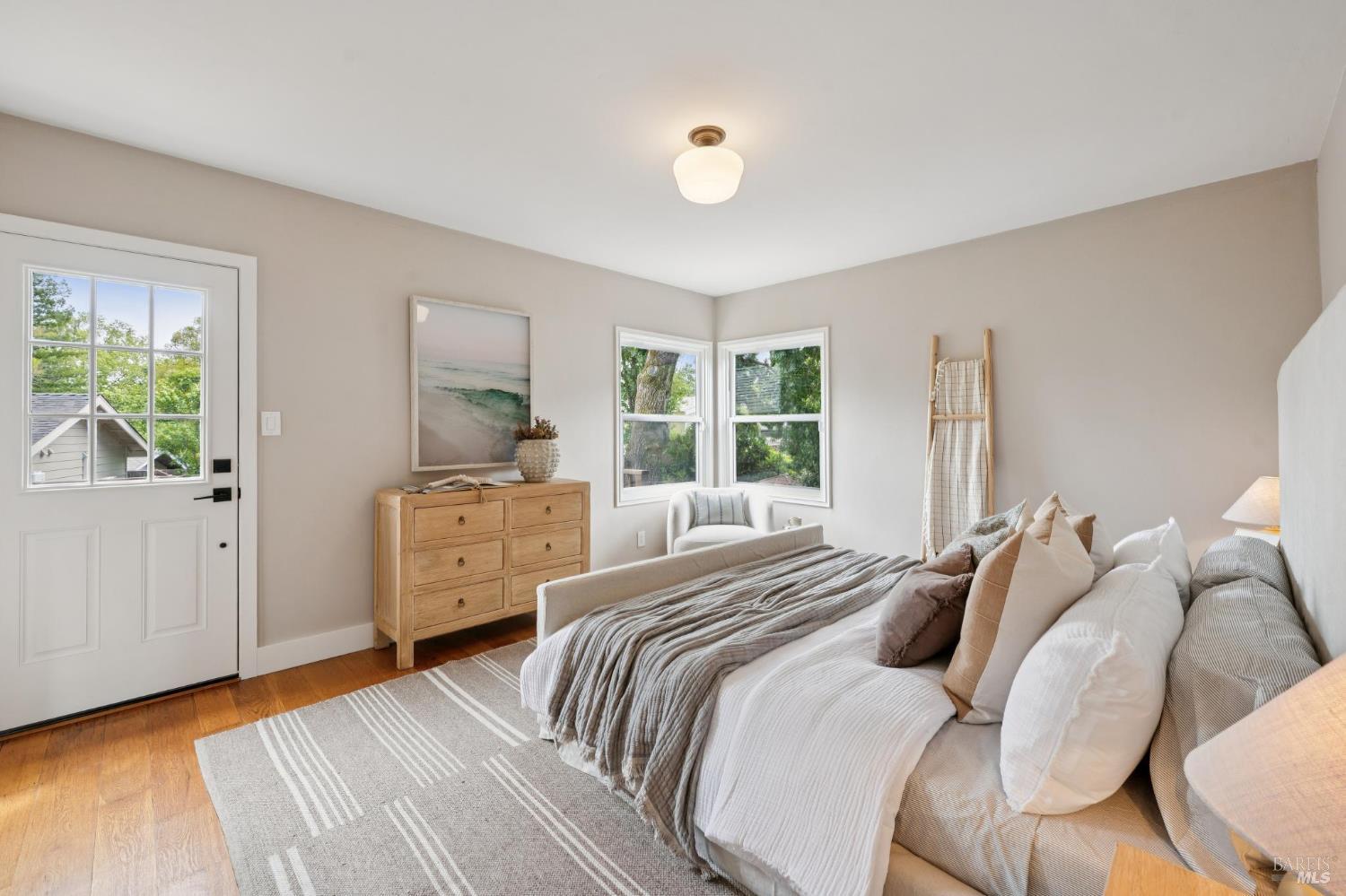 Detail Gallery Image 18 of 71 For 27 Sierra Ave, San Anselmo,  CA 94960 - 3 Beds | 2 Baths