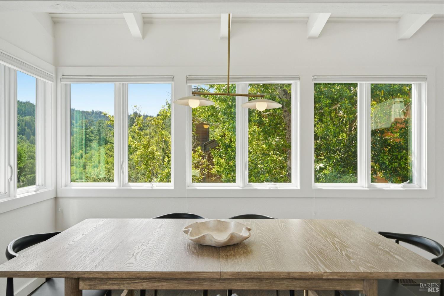 Detail Gallery Image 6 of 61 For 128 Madrone Rd, Fairfax,  CA 94930 - 4 Beds | 2 Baths