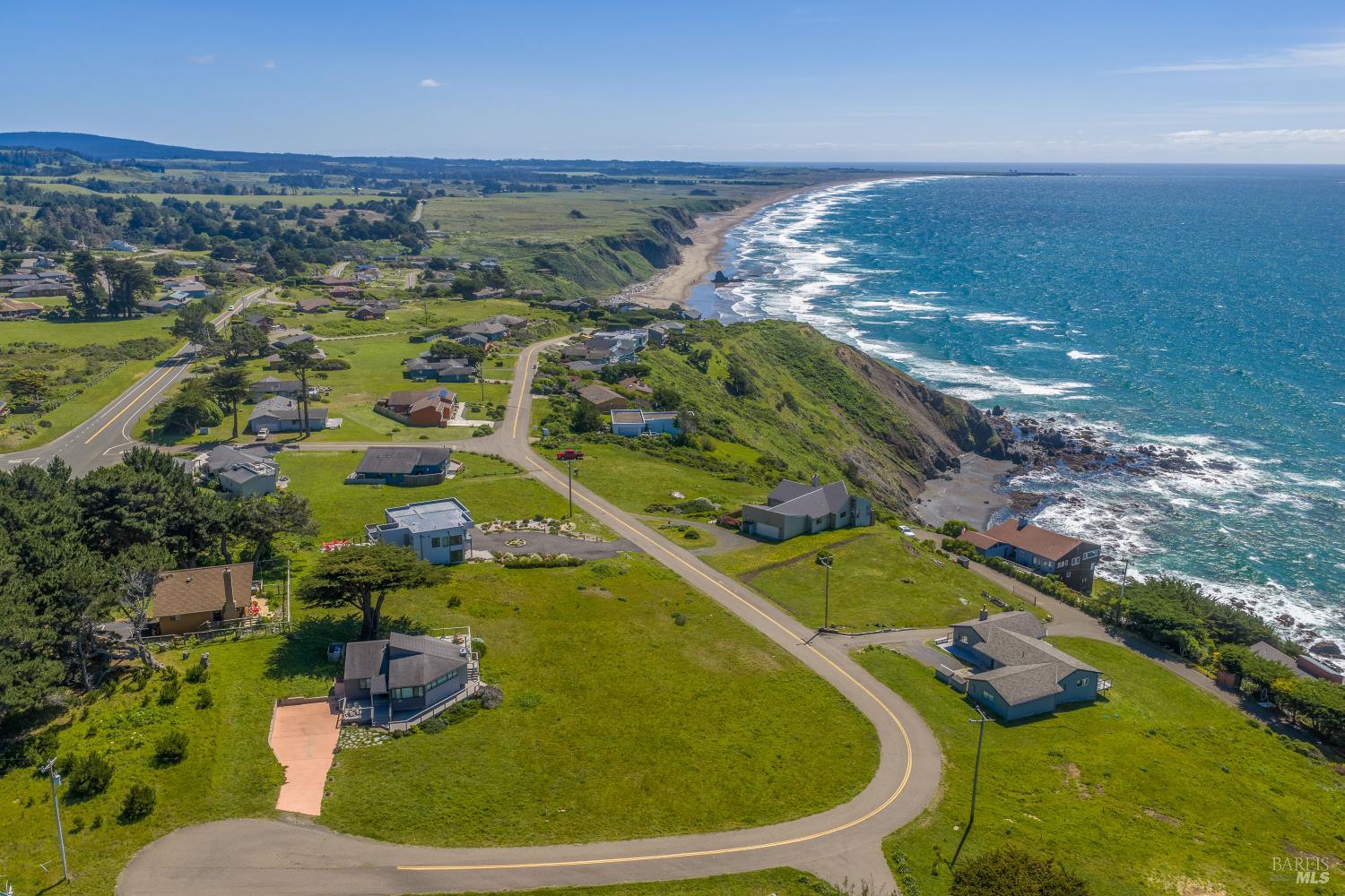 Detail Gallery Image 6 of 55 For 14720 S Highway 1 Unkn, Manchester,  CA 95459 - 2 Beds | 2 Baths