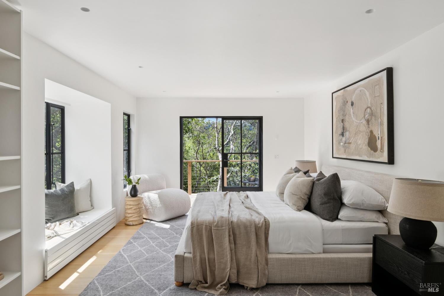 Detail Gallery Image 19 of 54 For 321 Pine Hill Rd, Mill Valley,  CA 94941 - 4 Beds | 3 Baths