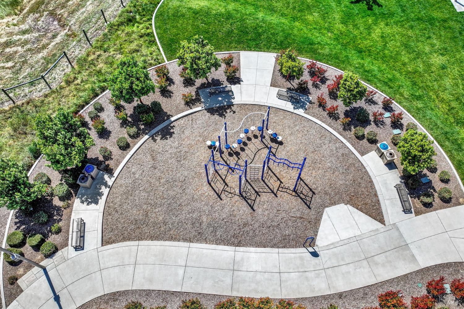 Detail Gallery Image 51 of 58 For 1501 Nightfall Ln, Fairfield,  CA 94533 - 4 Beds | 3 Baths