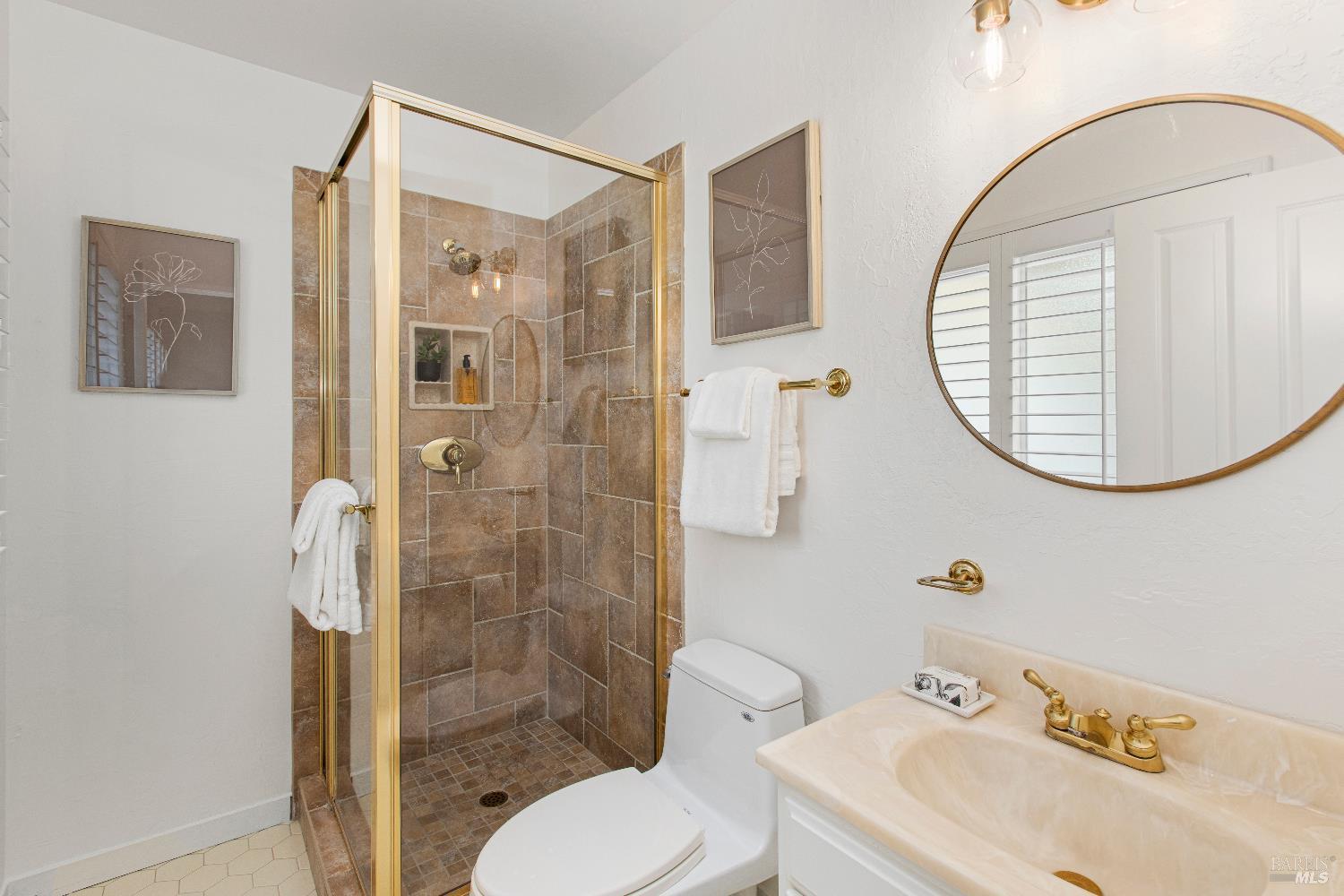 Detail Gallery Image 25 of 48 For 145 Irwin St, San Rafael,  CA 94901 - 3 Beds | 2 Baths