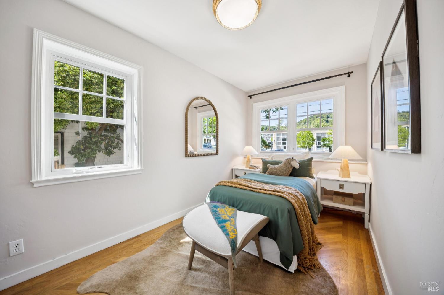 Detail Gallery Image 21 of 47 For 228 Saunders Ave, San Anselmo,  CA 94960 - 3 Beds | 2 Baths