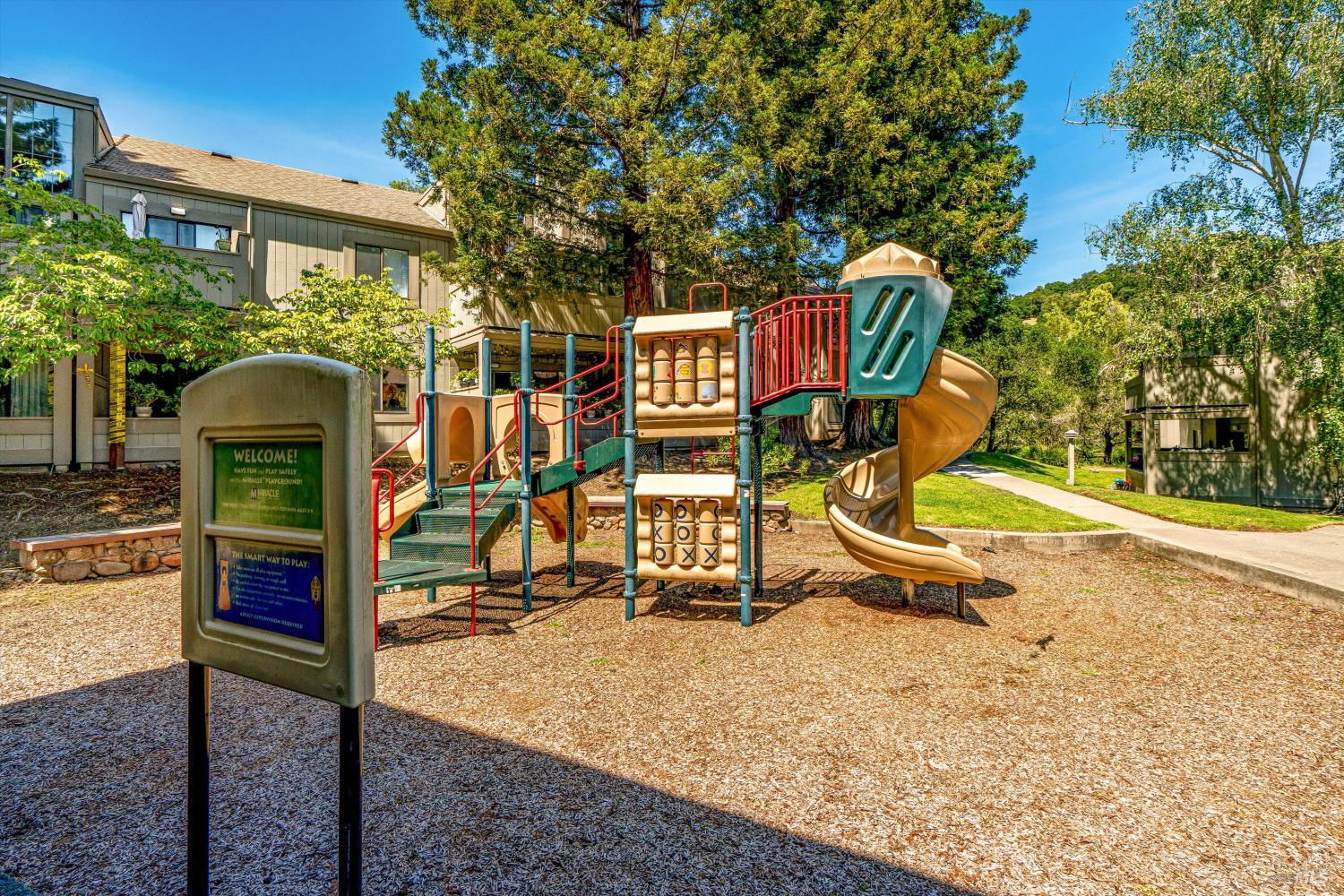 Detail Gallery Image 36 of 36 For 146 Sandpiper Ct, Novato,  CA 94949 - 2 Beds | 2 Baths