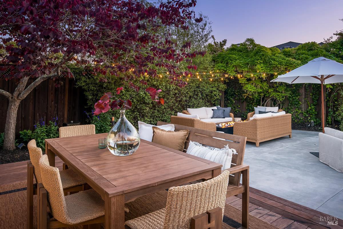 Detail Gallery Image 32 of 42 For 114 Golden Hind Psge, Corte Madera,  CA 94925 - 3 Beds | 2 Baths