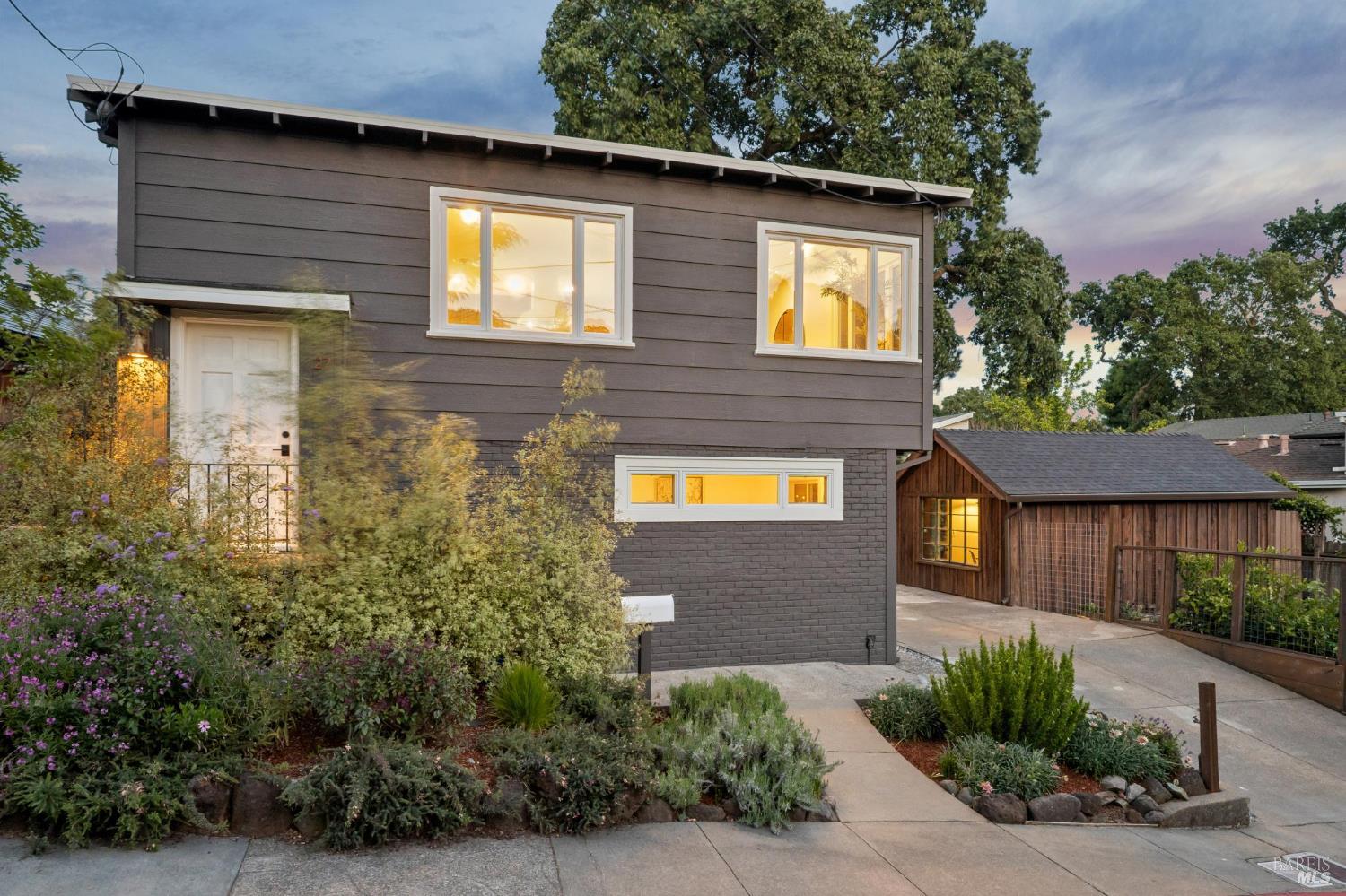 Detail Gallery Image 60 of 71 For 27 Sierra Ave, San Anselmo,  CA 94960 - 3 Beds | 2 Baths