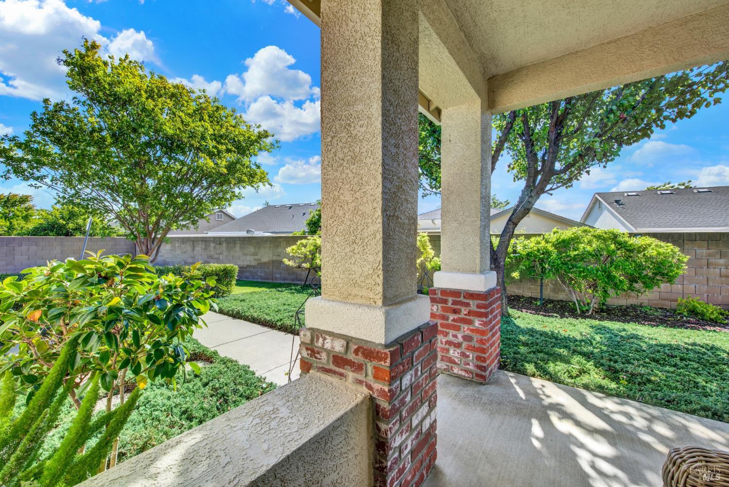 Detail Gallery Image 7 of 72 For 367 Bartlett Ln, Vacaville,  CA 95687 - 3 Beds | 2 Baths