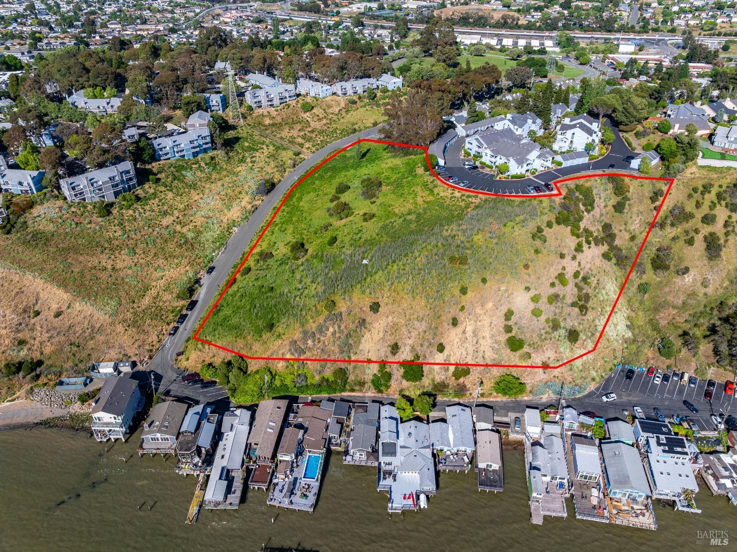 Detail Gallery Image 9 of 32 For 201 Sandy Beach Rd, Vallejo,  CA 94590 - – Beds | – Baths