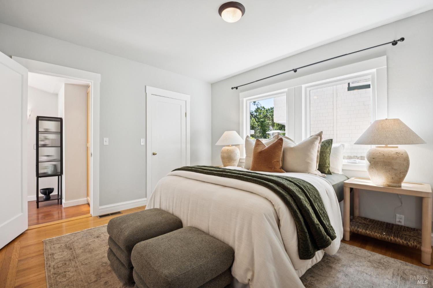 Detail Gallery Image 19 of 47 For 228 Saunders Ave, San Anselmo,  CA 94960 - 3 Beds | 2 Baths