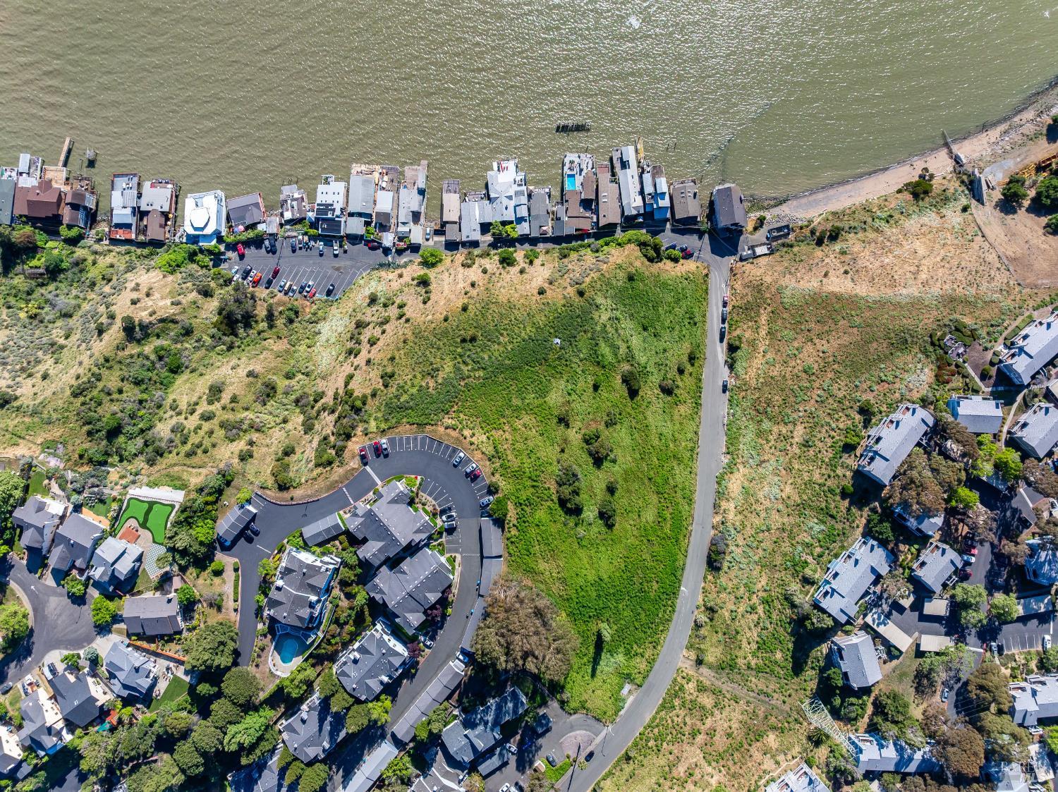 Detail Gallery Image 18 of 32 For 201 Sandy Beach Rd, Vallejo,  CA 94590 - – Beds | – Baths