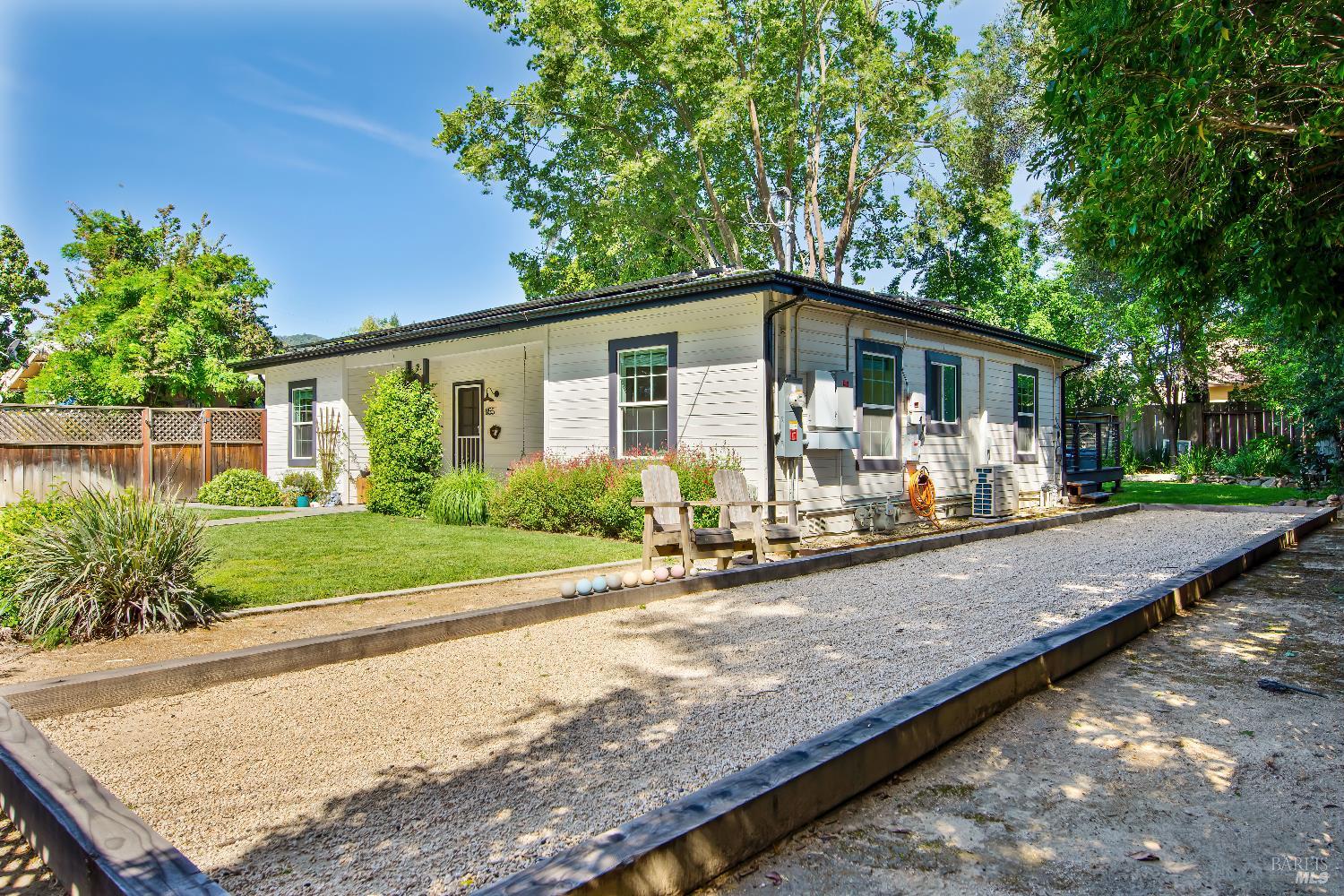 855 Boyes Boulevard photo 3