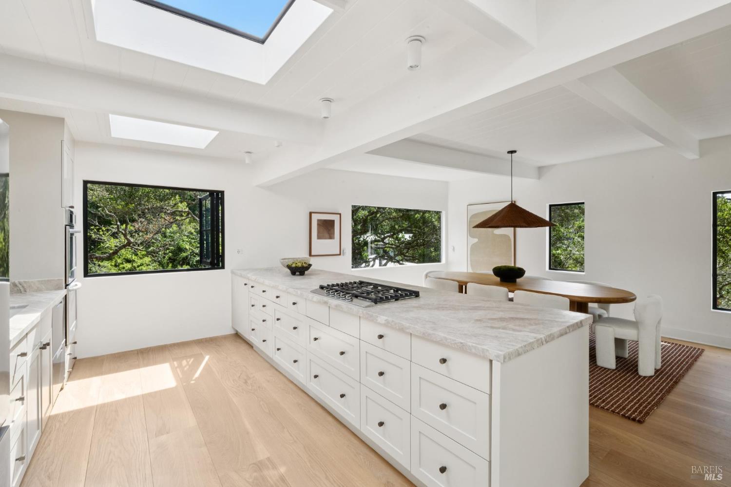 Detail Gallery Image 13 of 54 For 321 Pine Hill Rd, Mill Valley,  CA 94941 - 4 Beds | 3 Baths