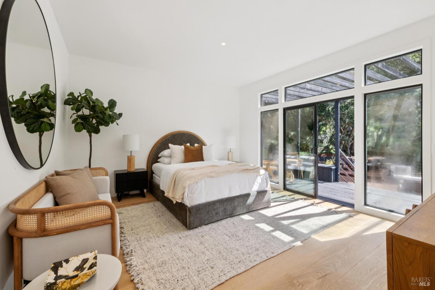 Detail Gallery Image 35 of 54 For 321 Pine Hill Rd, Mill Valley,  CA 94941 - 4 Beds | 3 Baths