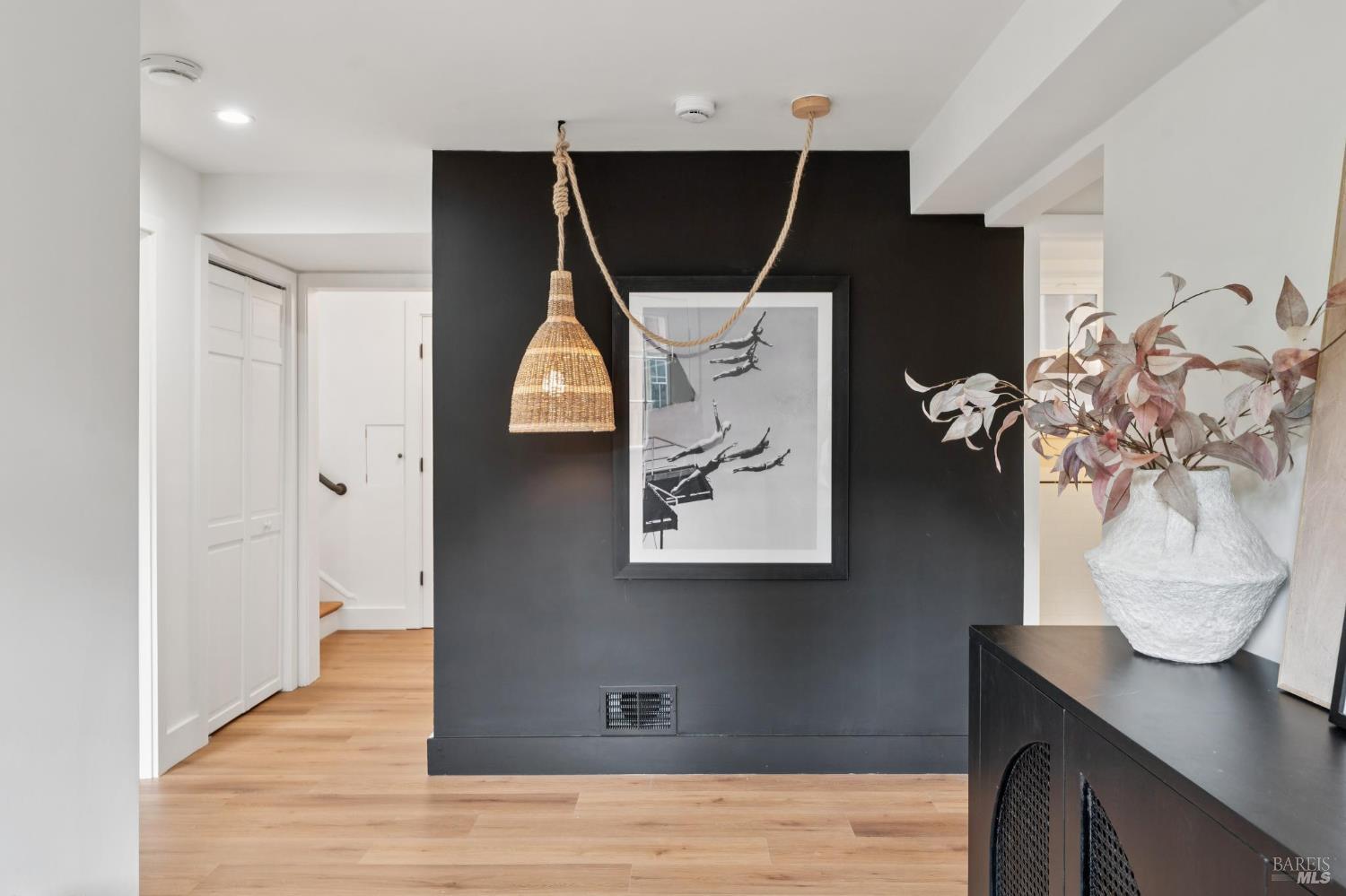 Detail Gallery Image 33 of 71 For 27 Sierra Ave, San Anselmo,  CA 94960 - 3 Beds | 2 Baths