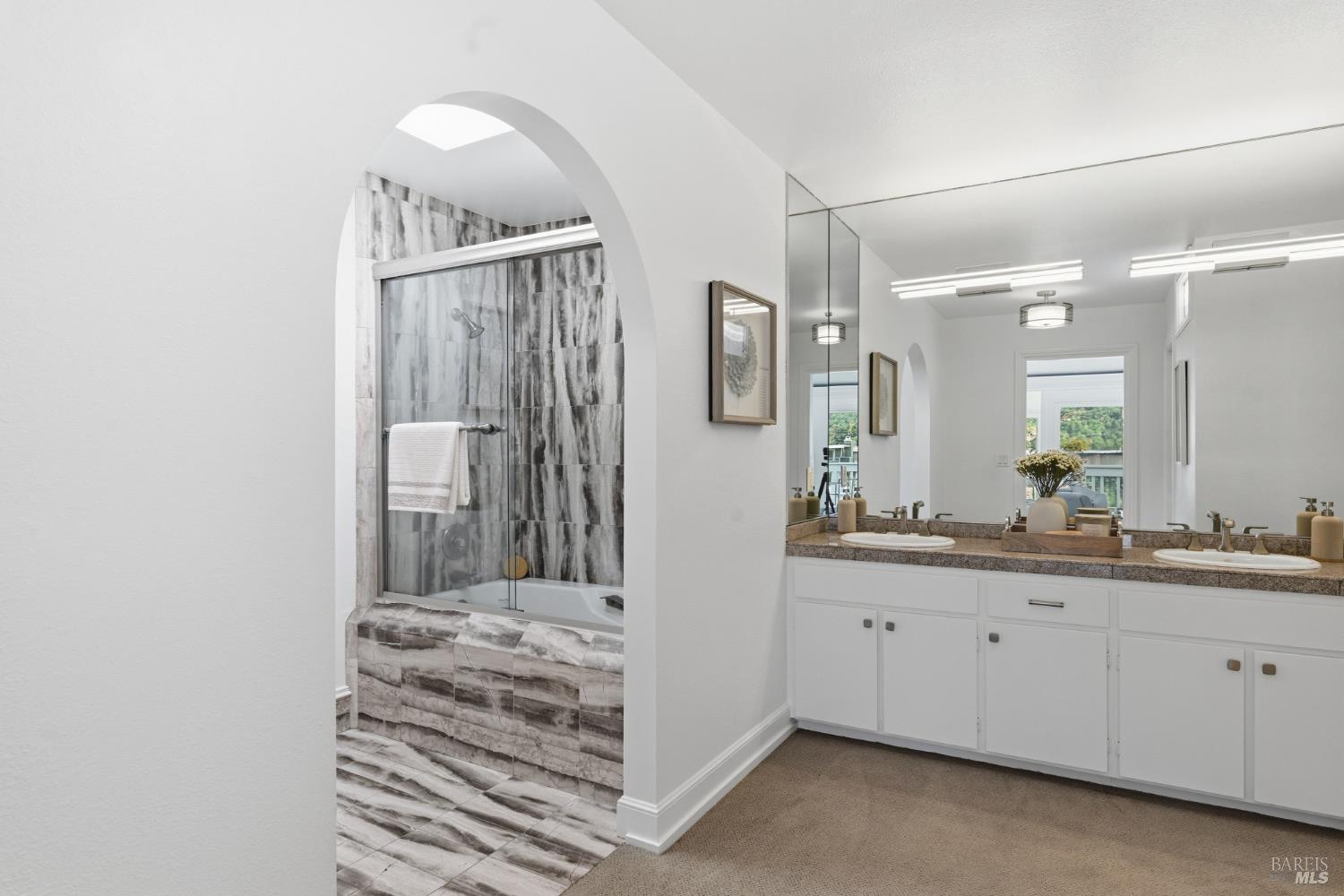 Detail Gallery Image 24 of 35 For 22 Mooring Rd, San Rafael,  CA 94901 - – Beds | – Baths