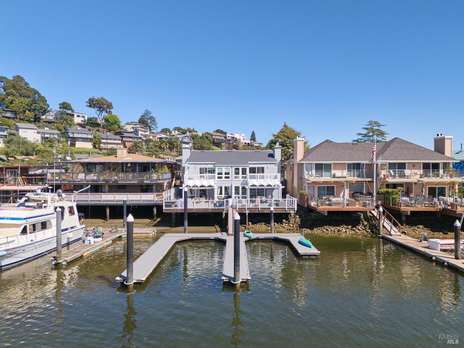 Detail Gallery Image 31 of 35 For 22 Mooring Rd, San Rafael,  CA 94901 - – Beds | – Baths