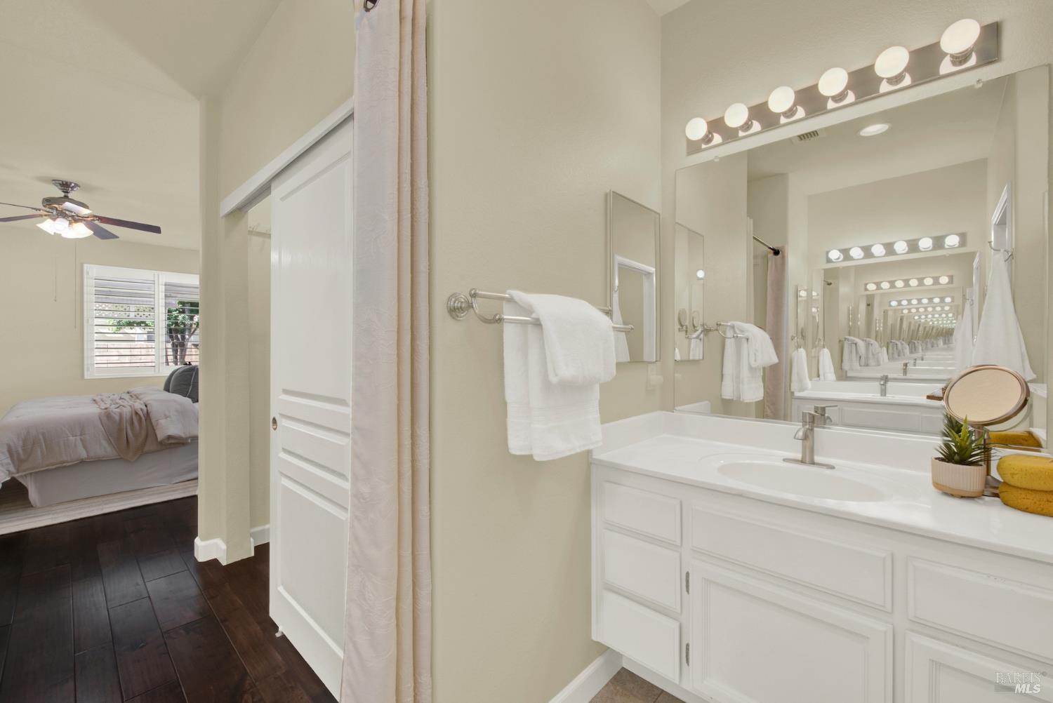 Detail Gallery Image 40 of 72 For 367 Bartlett Ln, Vacaville,  CA 95687 - 3 Beds | 2 Baths